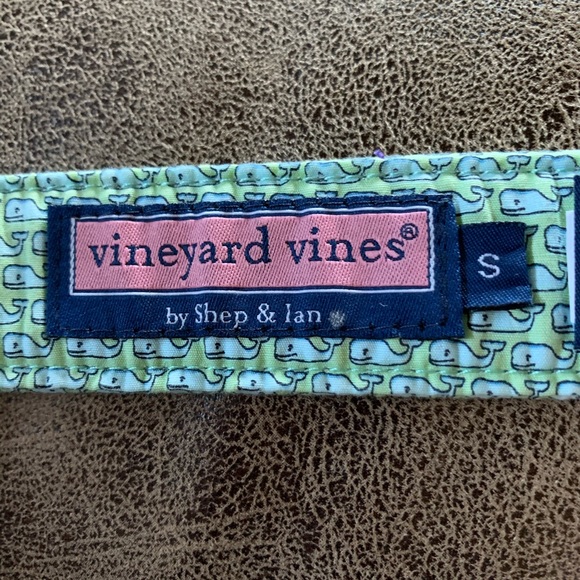 Vineyard Vines Small Whale Cloth Belt - Picture 2 of 2